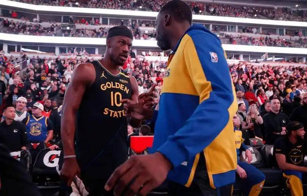 巴特勒回归赛场，关键助攻首场状态亮眼，掘金观众沸腾！